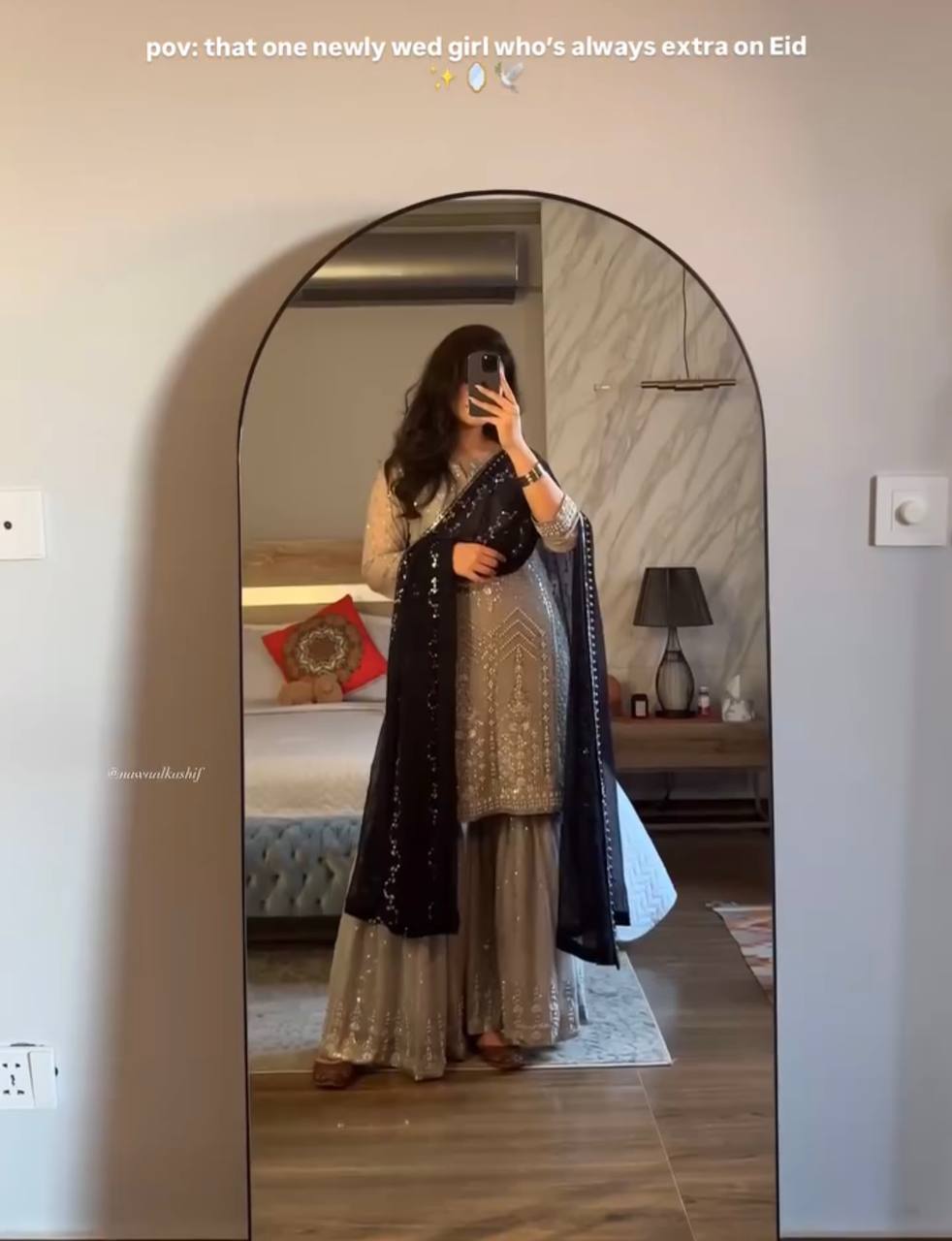 Dazzle in style with this beautifully designed Gharara Suit Set