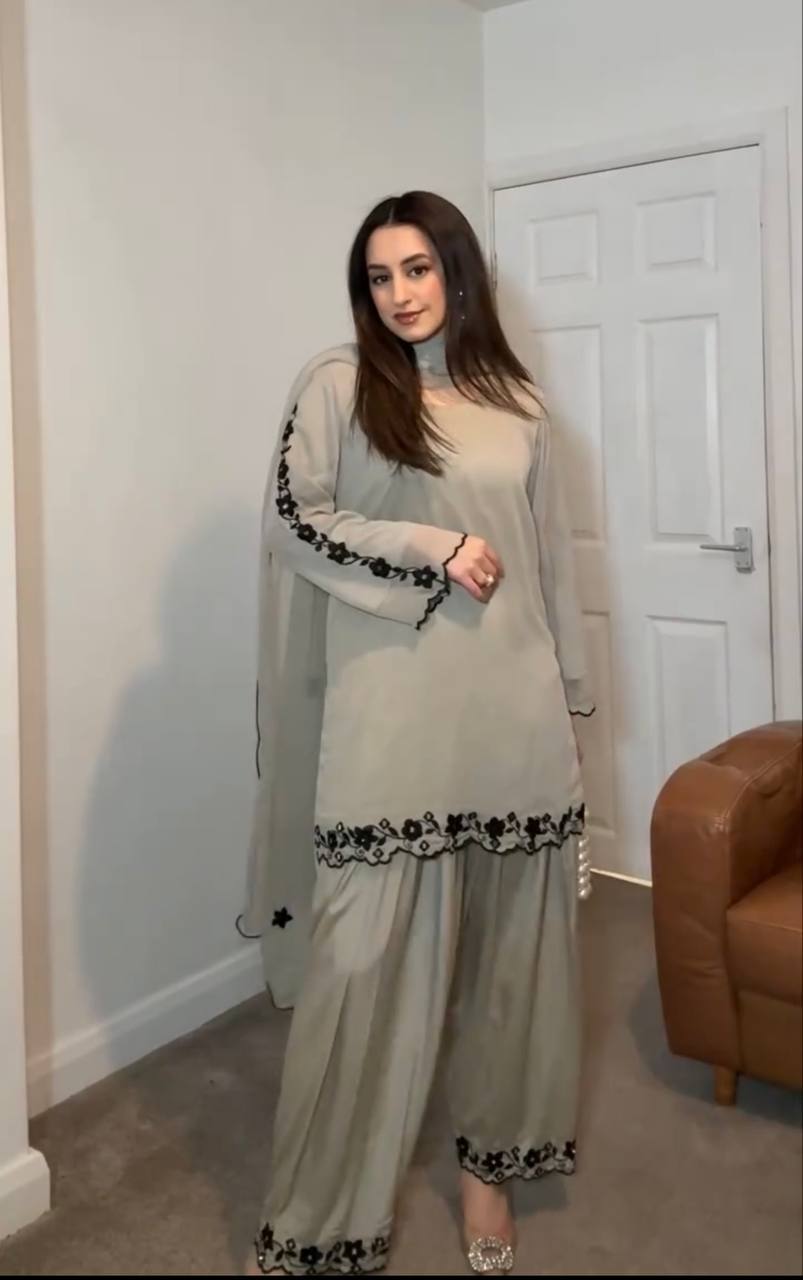 Sparkle with Grace Heavy Faux Georgette Embroidered Palazzo Suit